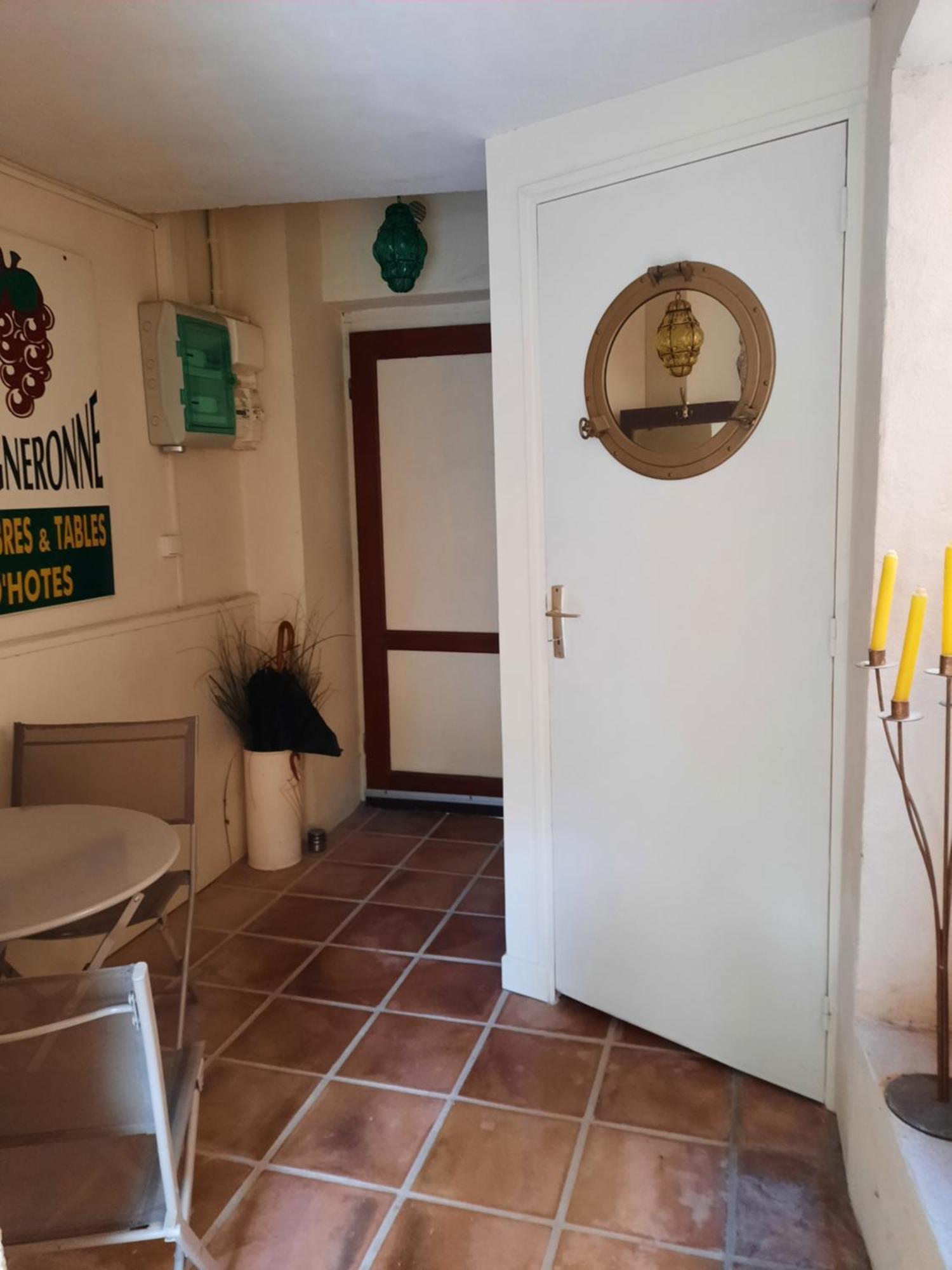 Gite La Petite Vigneronne مونتانياك المظهر الخارجي الصورة